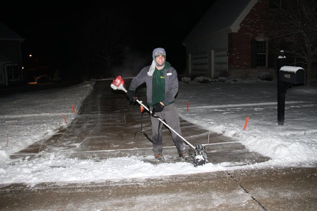 Residential Snow Removal Service Chesterfield Mo.jpg